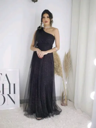 Vestido de festa, usado apenas uma vez, em perfeito estado