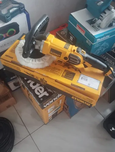 POLITRIZ PROFISSIONAL DEWALT 1250W 127V COM REGULADOR 