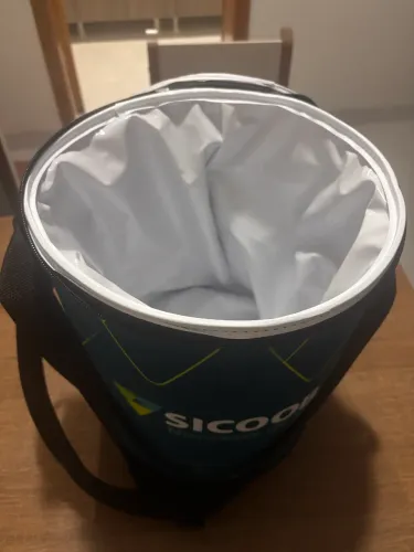 Cooler 25 litros novo 