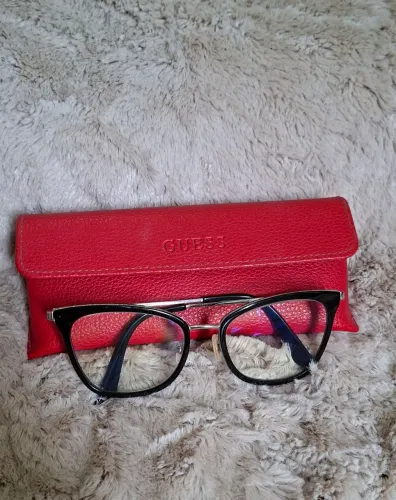 Armação de Óculos Grau Feminina Guess