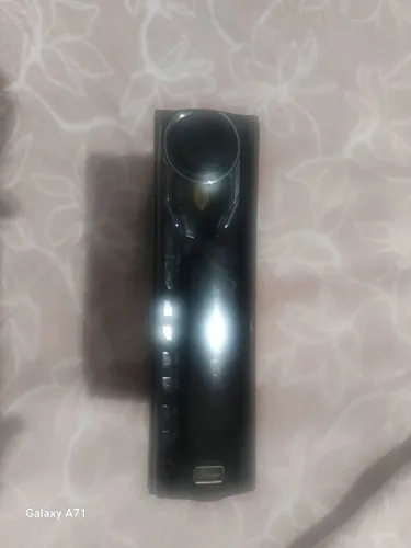 O rádio automotivo Pioneer DEH-X1880UB