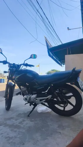 YBR 125 perfeita para o dia a dia