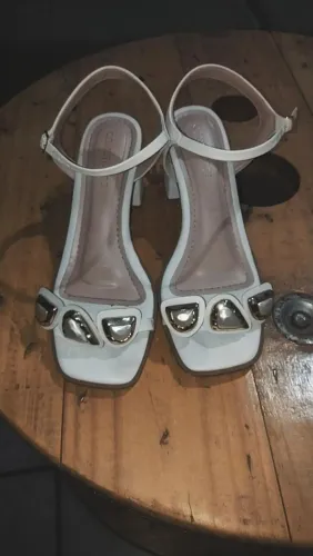 Vendo salto da marca constance original usada apenas 1 vez