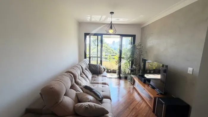 Venda de apartamento no Condomínio Four Seasons -