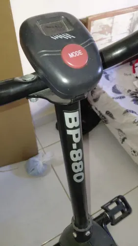 Bicicleta para fazer exercícios 