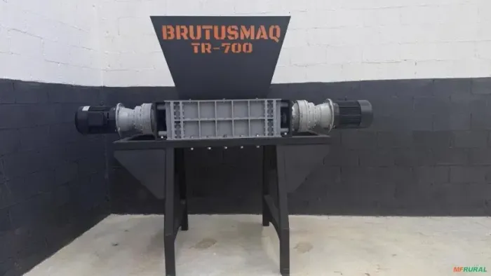 Triturador com 2 motores de 10cv