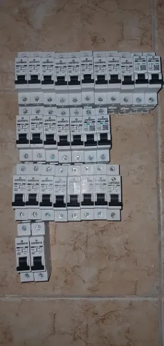 Disjuntor de 10a, 16a, 20a e 25a soprano 