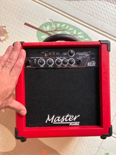 Amplificador (cubo) de guitarra Master Gt15