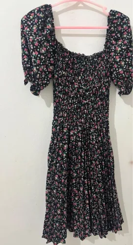 Vestidos juvenis. 50R$ cada um