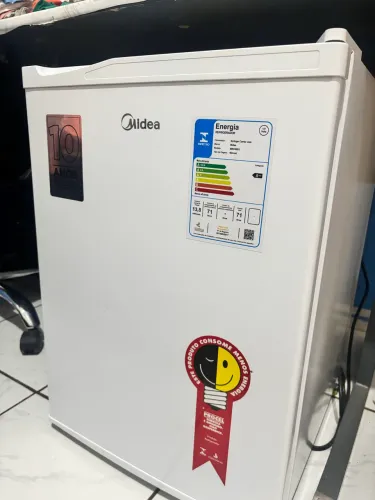 Frigobar 71 L MIDEA
