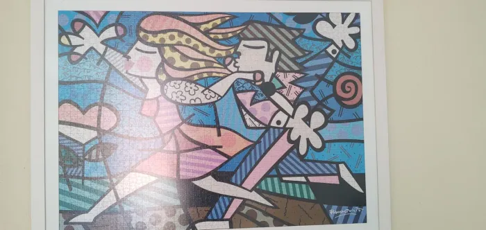 Vende-se !!!Um Quadro feito de quebra-cabeça(Romero Britto de 2000 peças).