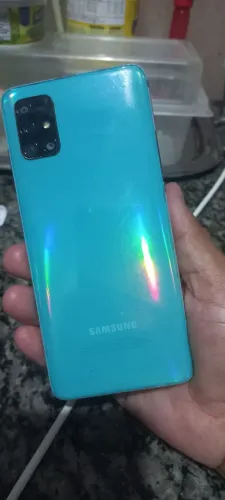 Vendo celular A51 bem conservado bateria ok por 500 reais