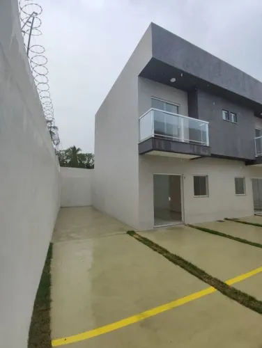 Casa 3/4 em condomínio fechado com apenas 6 unidades - Pitangueiras, Lauro de Freitas