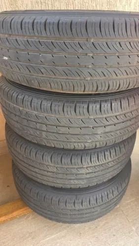 Pneus Dunloop Touring 185/65R14