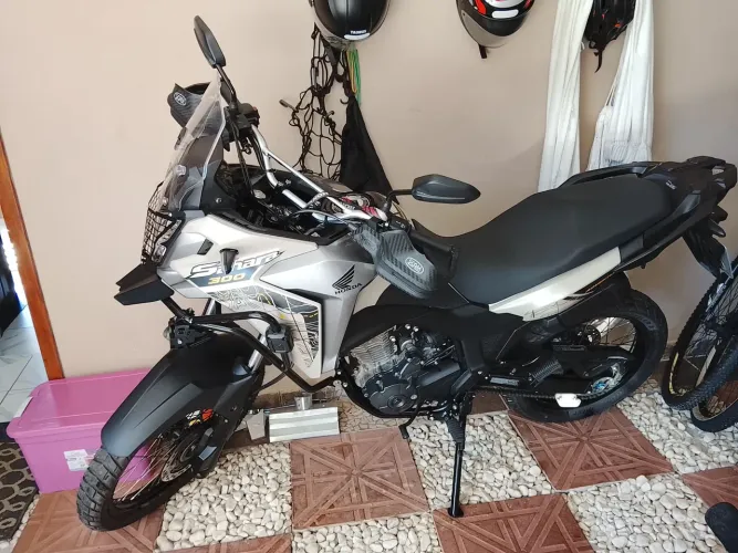 Honda Sahara Adventure 300cc, ano 2025, único dono