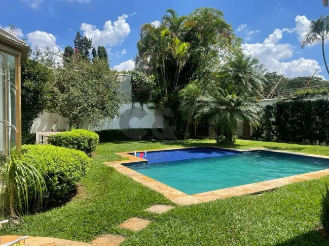 Sobrado Residencial - 4 Dormitórios (Suítes) à Venda na Chácara Monte Alegre, São Paulo/SP