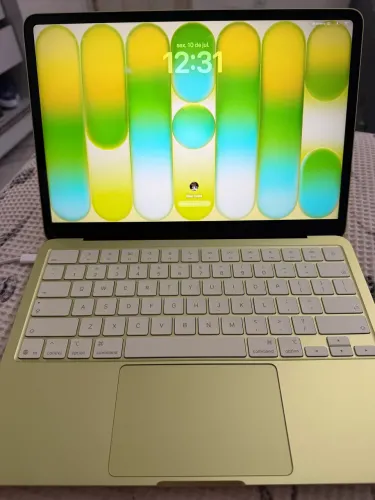 Mecbook Neo novo