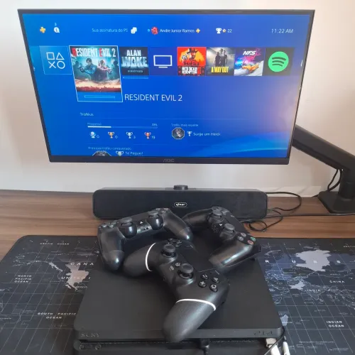 Ps4 slim 1TB 3 controles (2 originais e 1 t48 hall efect) 4 jogos mídia digital