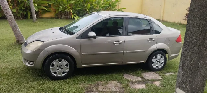Ford Fiesta Sed. Personnalite 1.0 8V 4P 2006