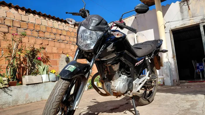 Moto Honda/CG 160 FAN em ótimas condições 