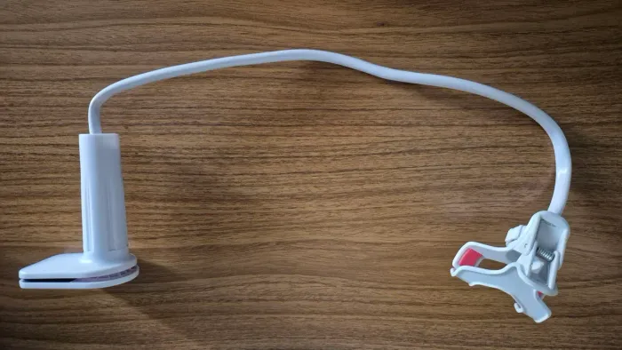 Suporte universal para câmera babá eletrônica 