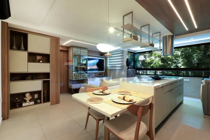 Apartamento com 50m quadrados com 1 quarto suíte, cozinha, varanda, sala, wc social e 1 va