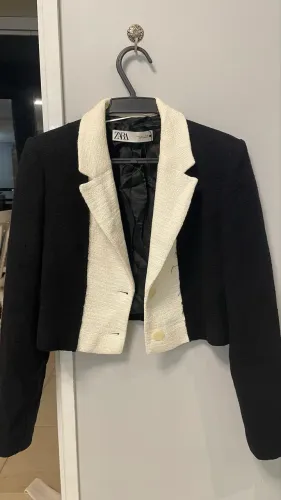 Blaser curto social, branco e preto, Chique, TAM P, Zara - Nunca usado