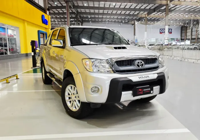 Toyota Hilux CD SRV D4-d 4X4 3.0 TDI Diesel AUT 2010
