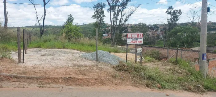 Lote 200m² BH - Capitão Eduardo.