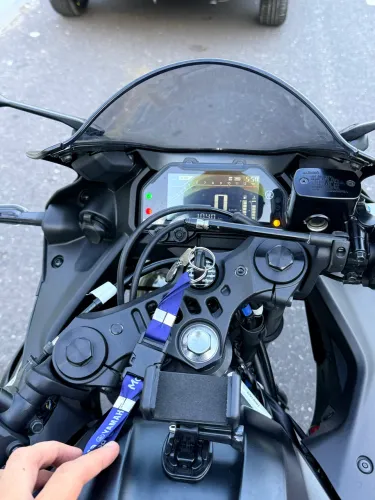 Yamaha R3 ABS Connect preta fosco (nova)