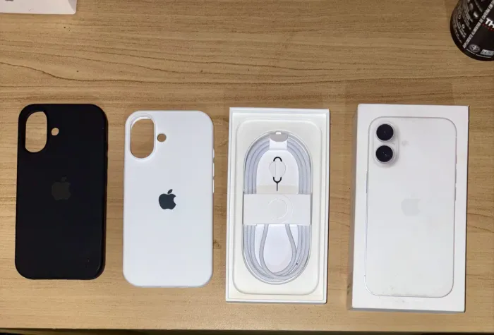 iPhone 16