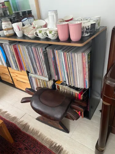 PAGUE 1 LEVE 2!  Estantes CELULA Tok Stok Discos Vinil, Livros