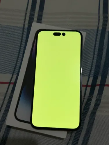iPhone 14 Pro Max - Leia - Tela defeito