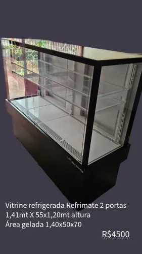 Vitrine refrigerada Refrimate