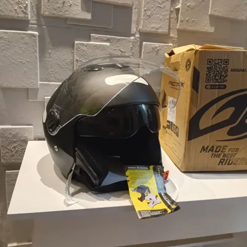 Vendo ou troco capacete 