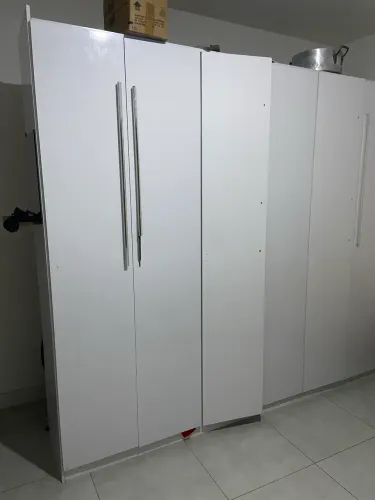 Guarda roupas usado