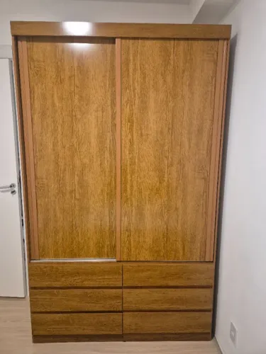 Guarda Roupa MDF 133X53 - usado menos de 1 ano