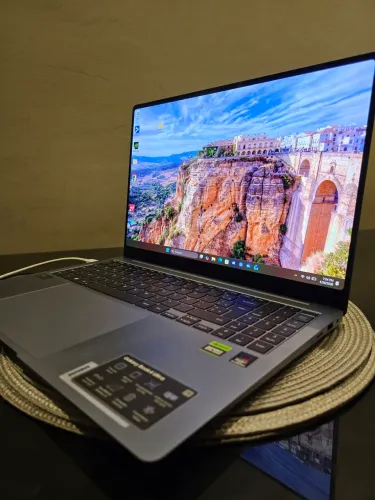 Notebook gamer Samsung Galaxy book 4 ultra (versão com i9 e rtx4070)