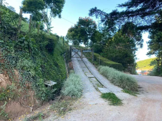 Sítio à venda, 12000 m² por R$ 2.000.000 - Venda Nova do Imigrante/ES