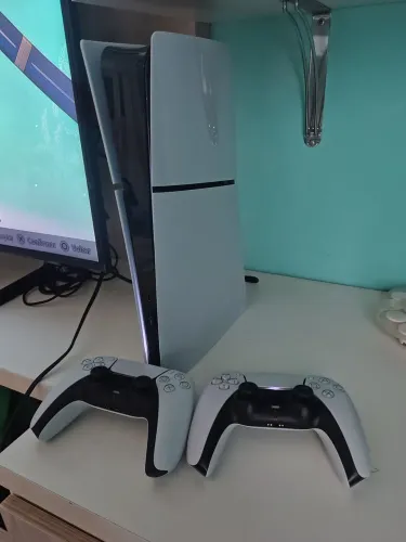 Ps5 slim único dono 2 controle 