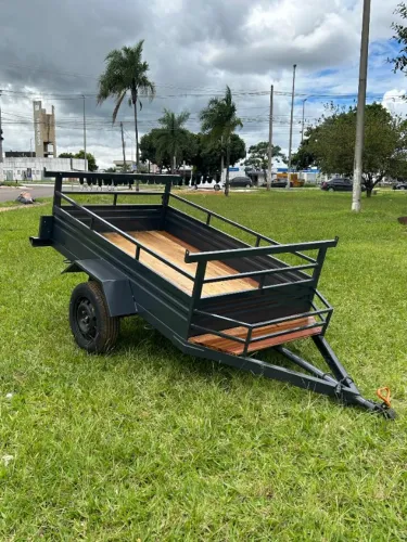 Carretinha 2.00 x 1.20 modelo novo disponível agora - reboque