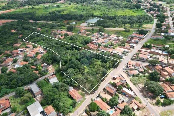 Chácara à Venda | 14.081 m² | Av. Castelo Branco | Vila Santiago | Araguaína -TO