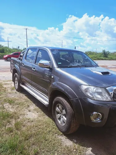 Toyota Hilux CD SRV D4-d 4X4 3.0 TDI Diesel AUT 2011