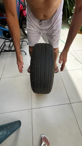 Pneu ARO 18