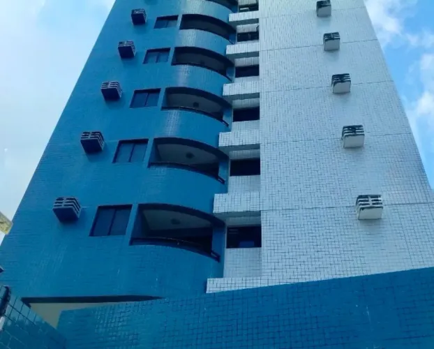 CASA AMARELA | 3 QUARTOS | LAZER COMPLETO | R$ 530 MIL