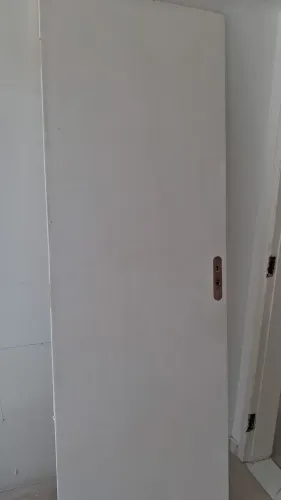 Preciso ajudante de pintor