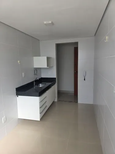 ALUGO 3 QUARTOS COM SUÍTE