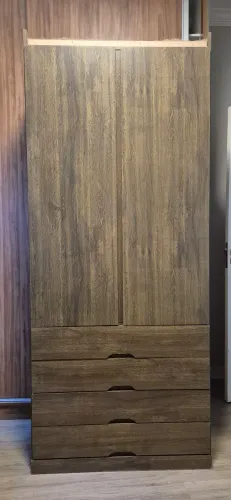 Armário Guarda-roupa Duas Portas (com espelho) e Quatro gavetas