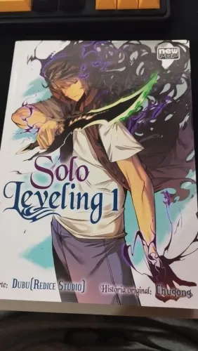 Solo Leveling - Volume 01 (Full Color)