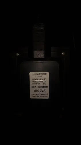 AUTOTRANSFORMADOR BIVOLT 5000VA - POUCO USADO